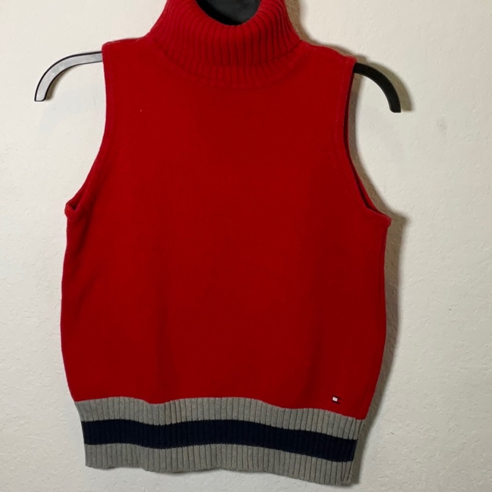 VTG Tommy Hilfiger turtle neck sleeveless sweater size M